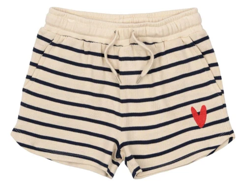 Blå og hvid stribet shorts fra THE NEW med rødtbroderet hjerte